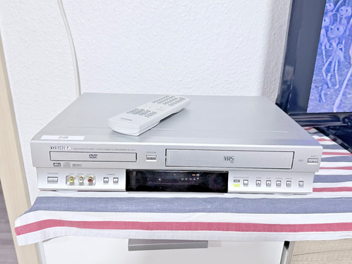 Toshiba 23vl vhs vcr - toshiba,